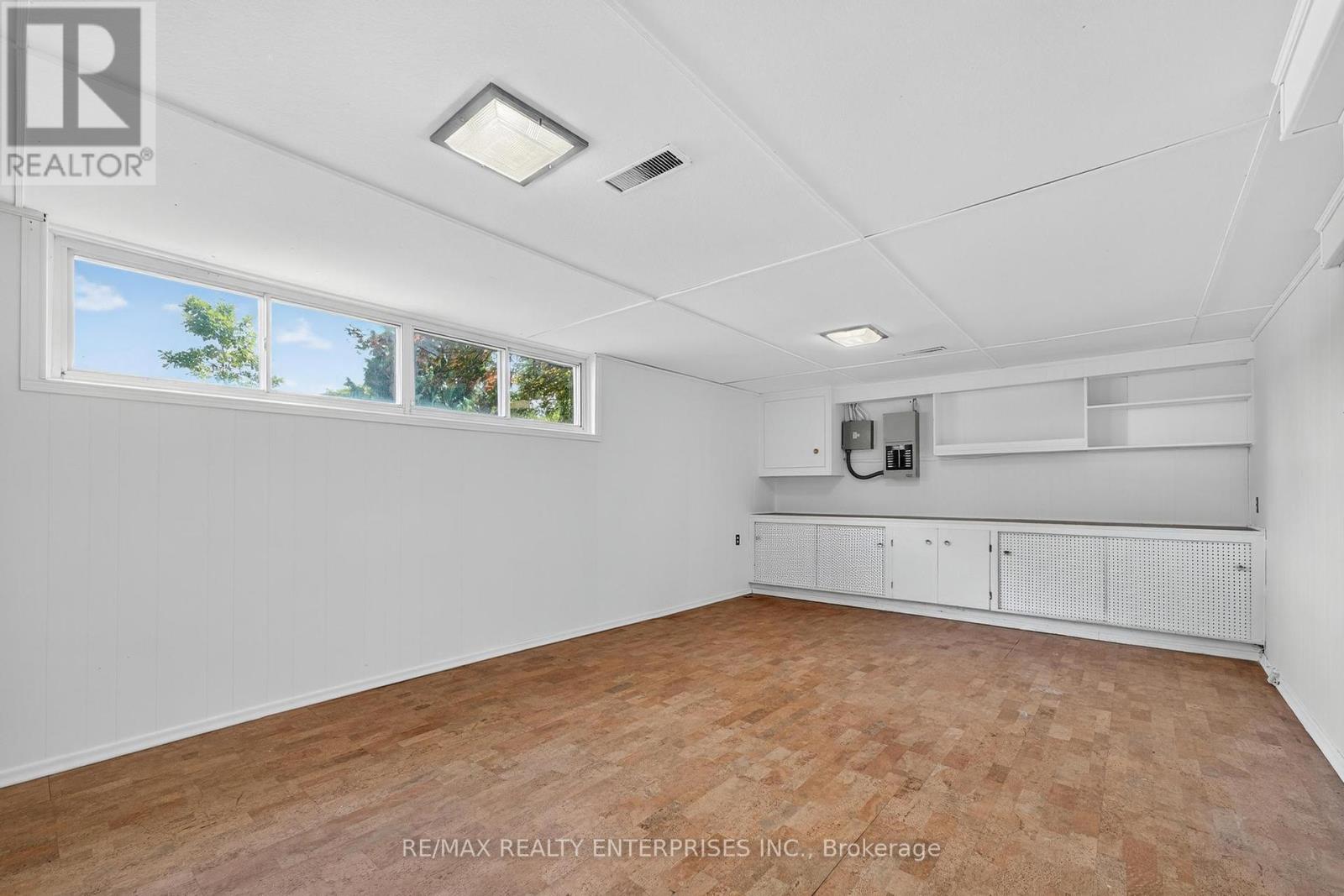 Photo 24 of 16 Warbeck Place, Toronto ON