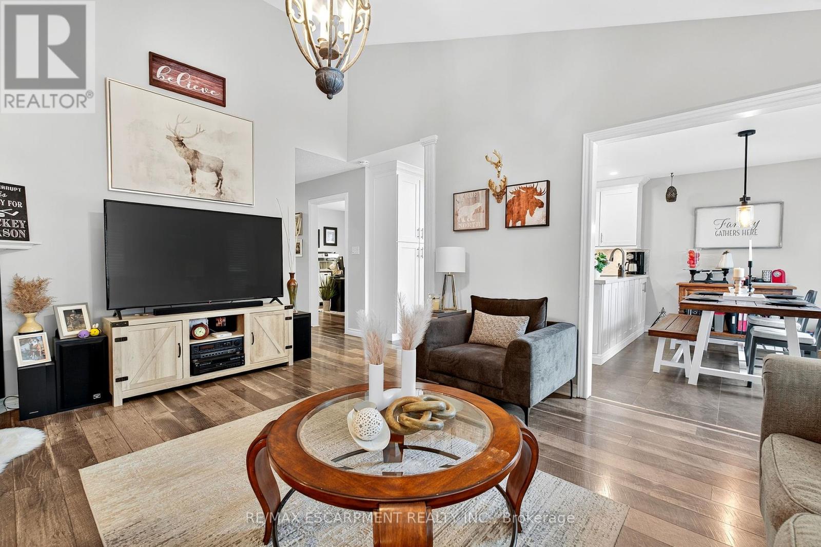 Photo 8 of 4118 Pincay Oaks Lane, Burlington ON