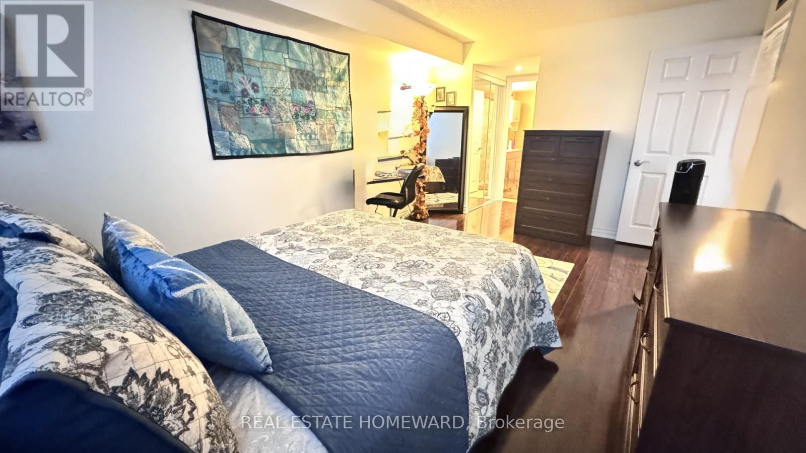 Photo 36 of 407 880 Dundas Street W, Mississauga ON