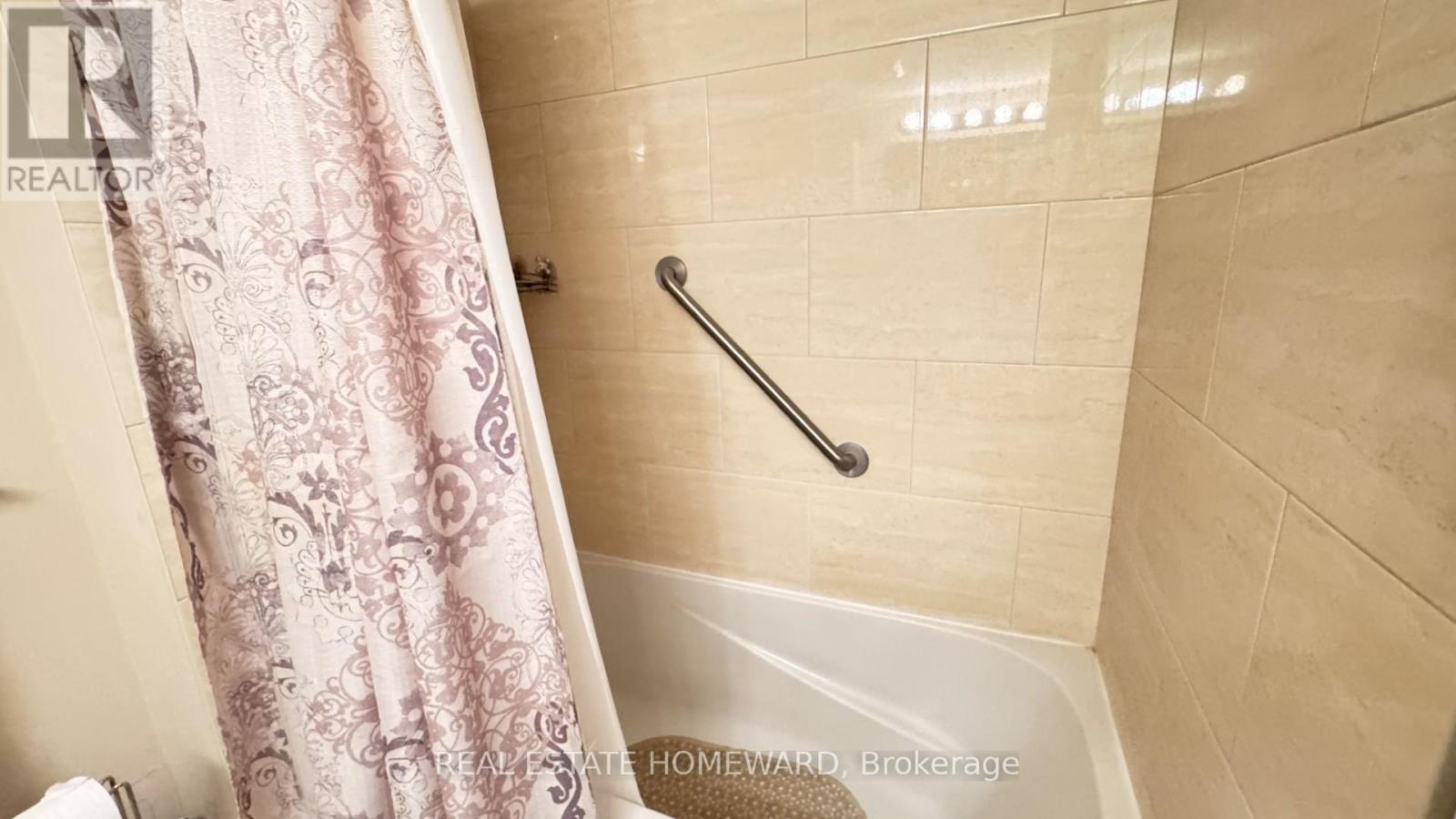Photo 26 of 407 880 Dundas Street W, Mississauga ON
