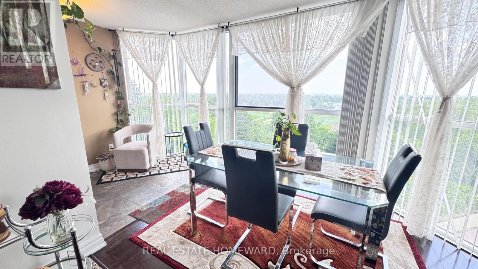 Photo 30 of 407 880 Dundas Street W, Mississauga ON