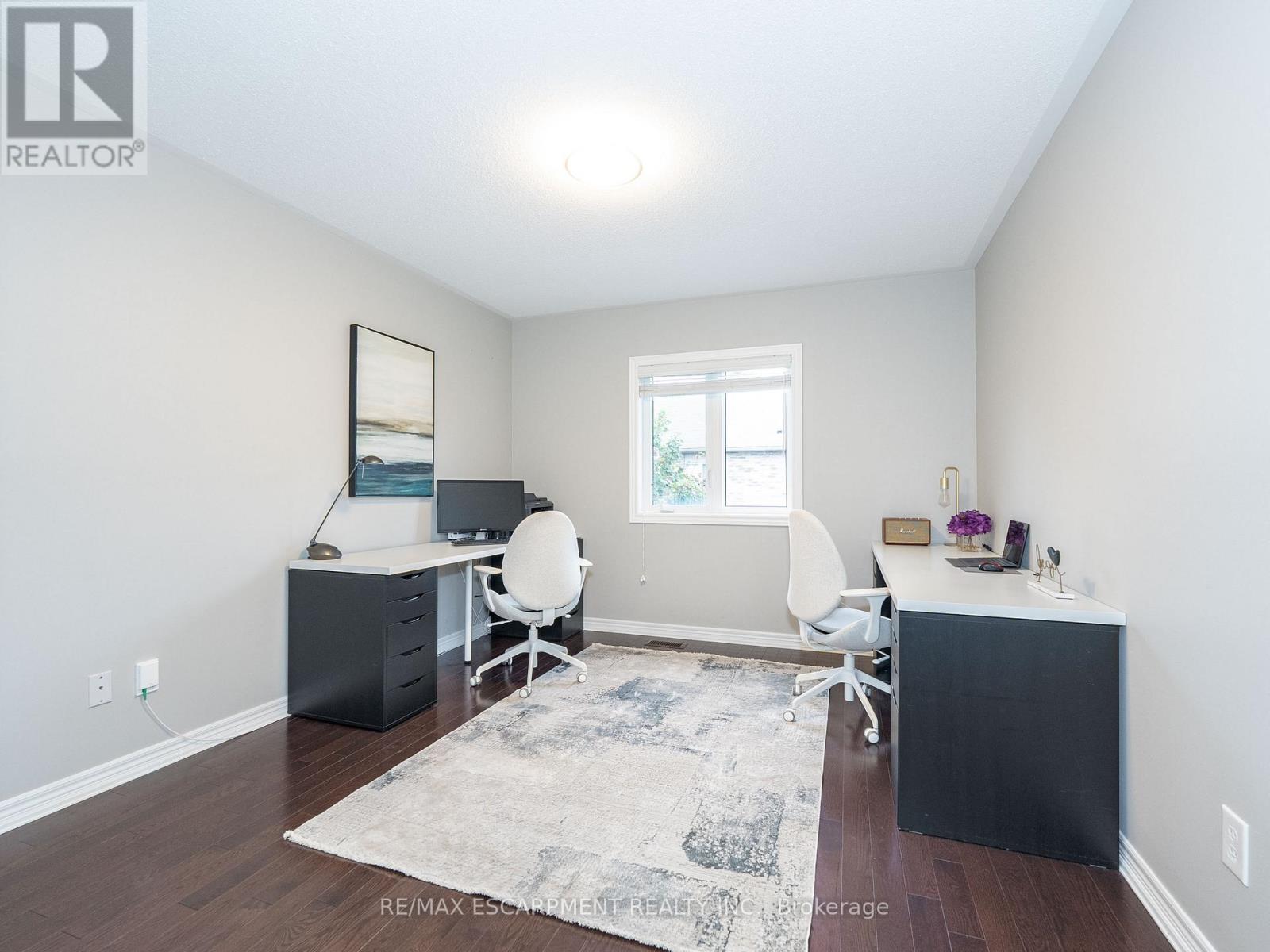 Photo 22 of 19 Mcknight Avenue, Hamilton ON