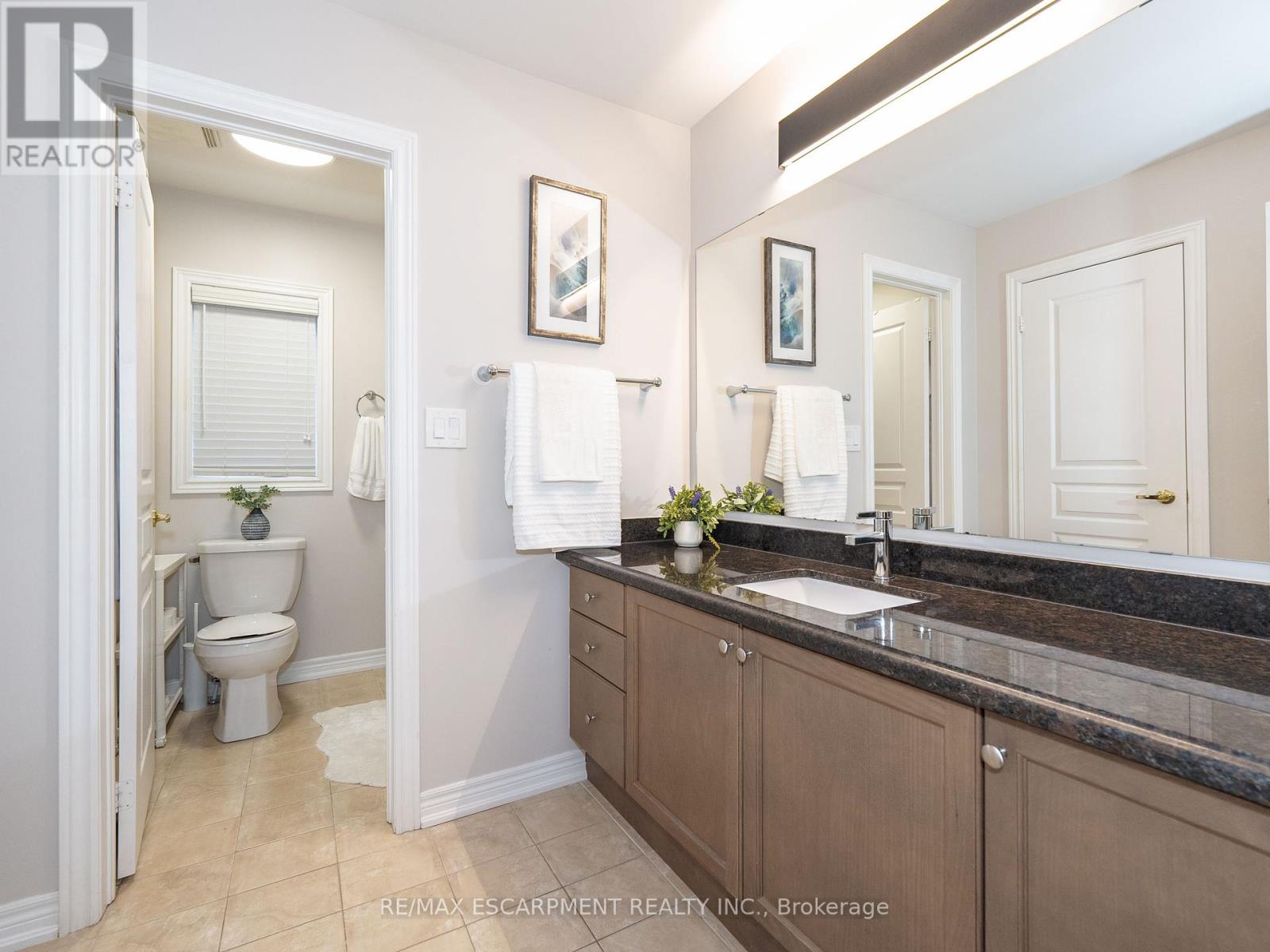 Photo 29 of 19 Mcknight Avenue, Hamilton ON