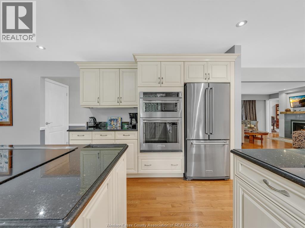 Photo 22 of 3068 Centennial Crescent, Kingsville ON