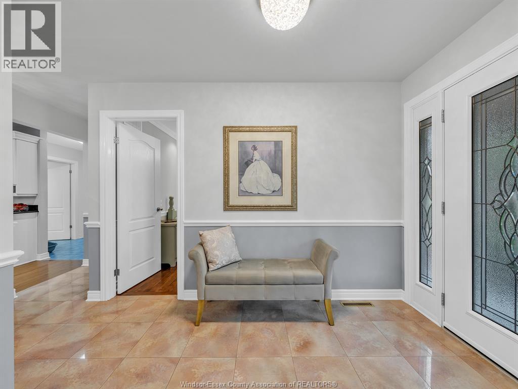 Photo 9 of 3068 Centennial Crescent, Kingsville ON