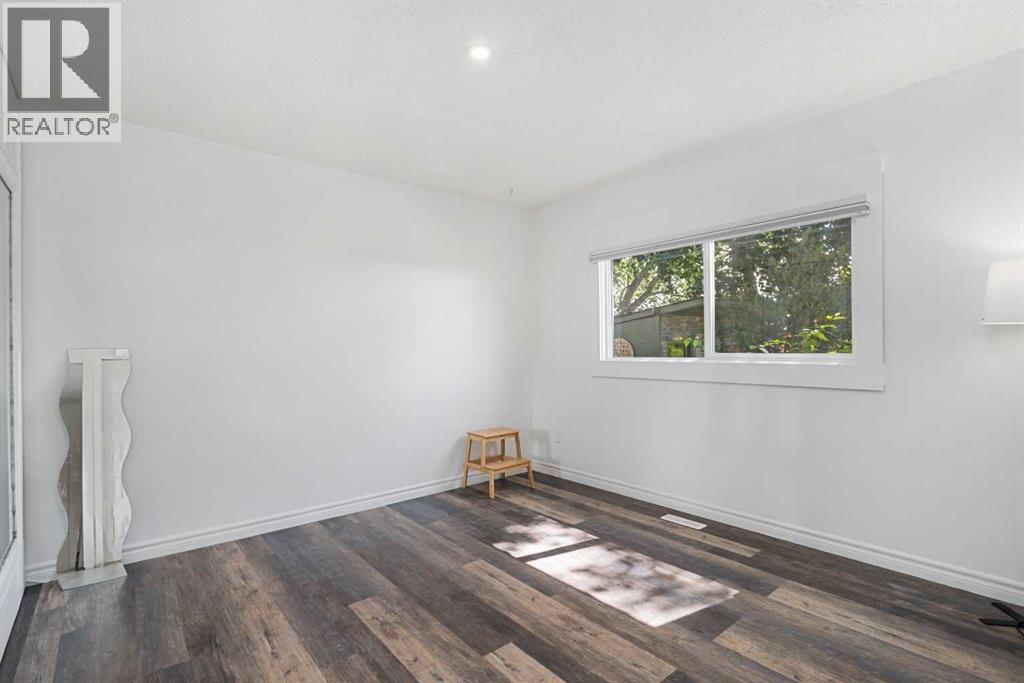Photo 35 of 136 Ranchview Court Nw, Calgary AB