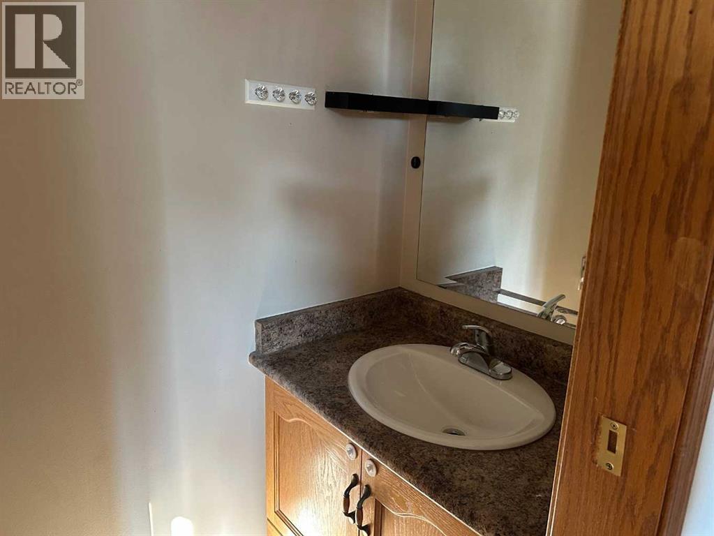 Photo 16 of 9412 82 Avenue, Grande Prairie AB