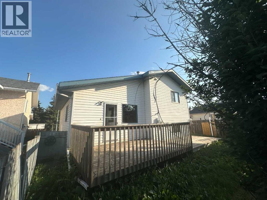 Photo 35 of 9412 82 Avenue, Grande Prairie AB