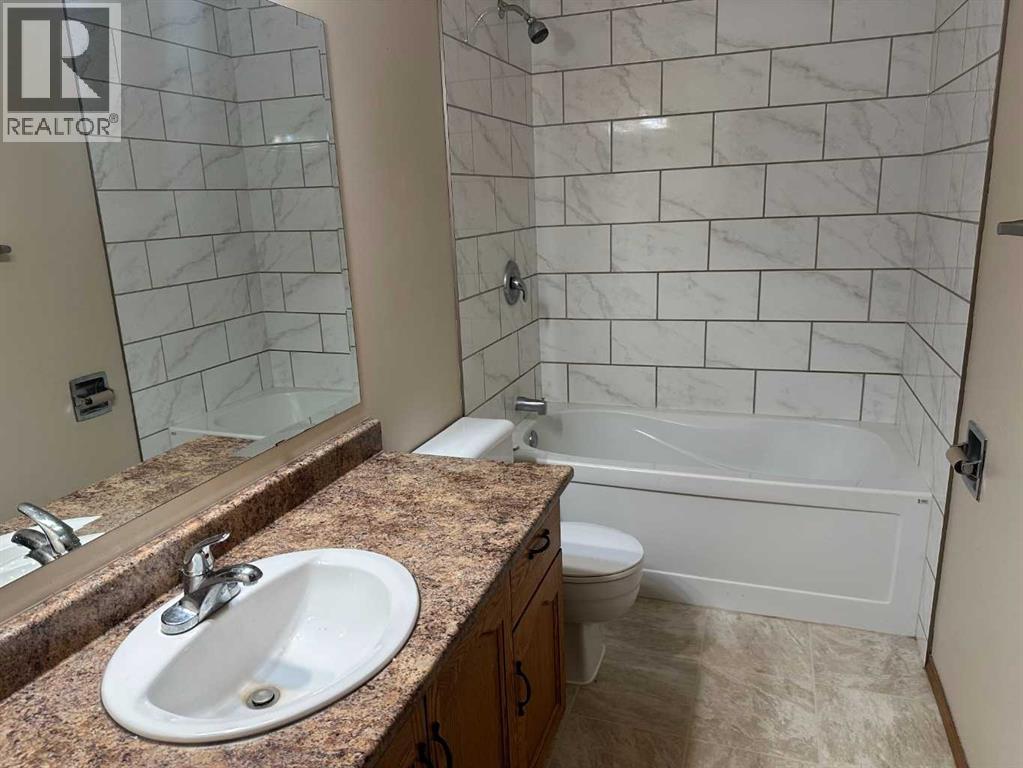 Photo 13 of 9412 82 Avenue, Grande Prairie AB