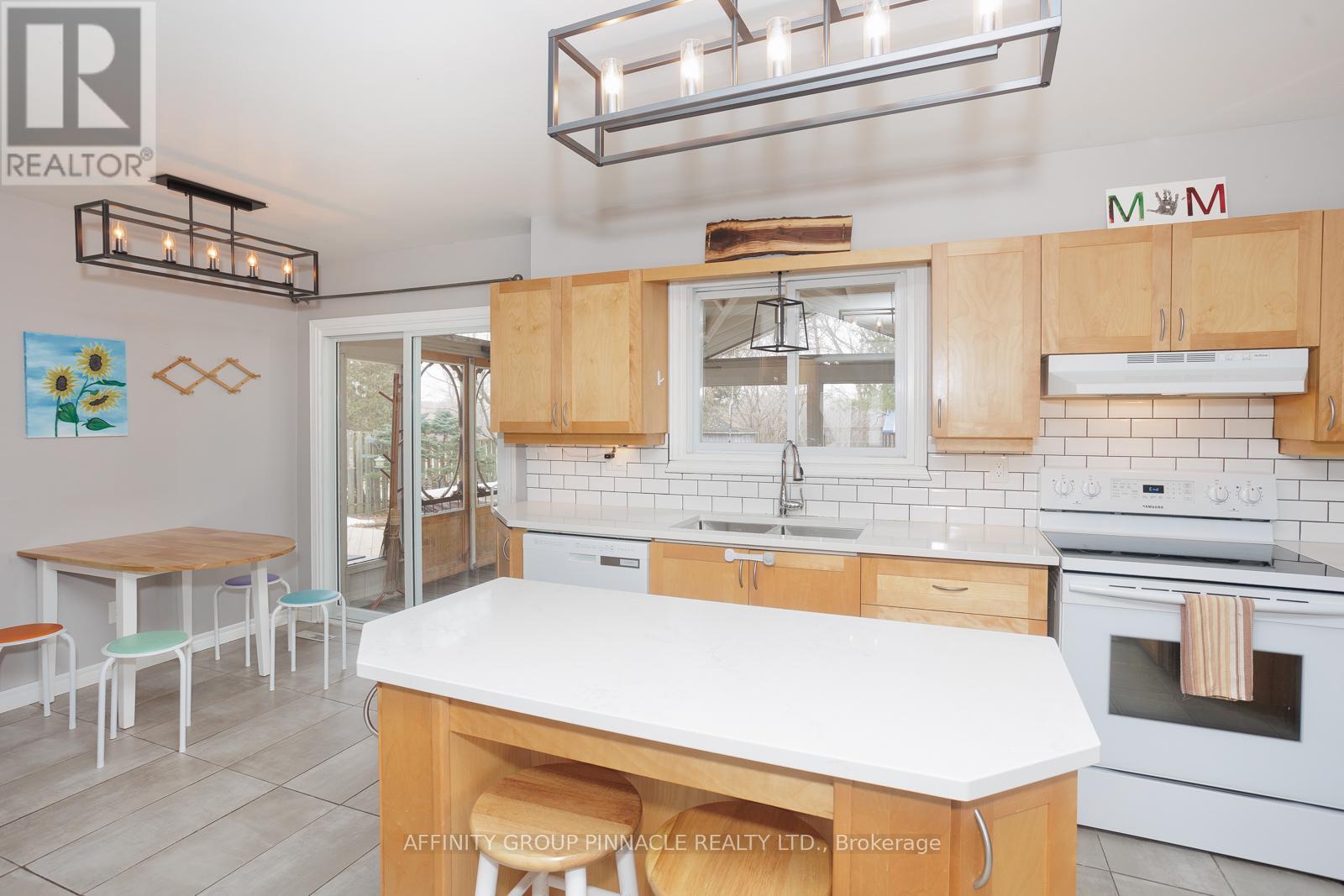 Photo 47 of 21 Mcdonagh Drive, Kawartha Lakes ON