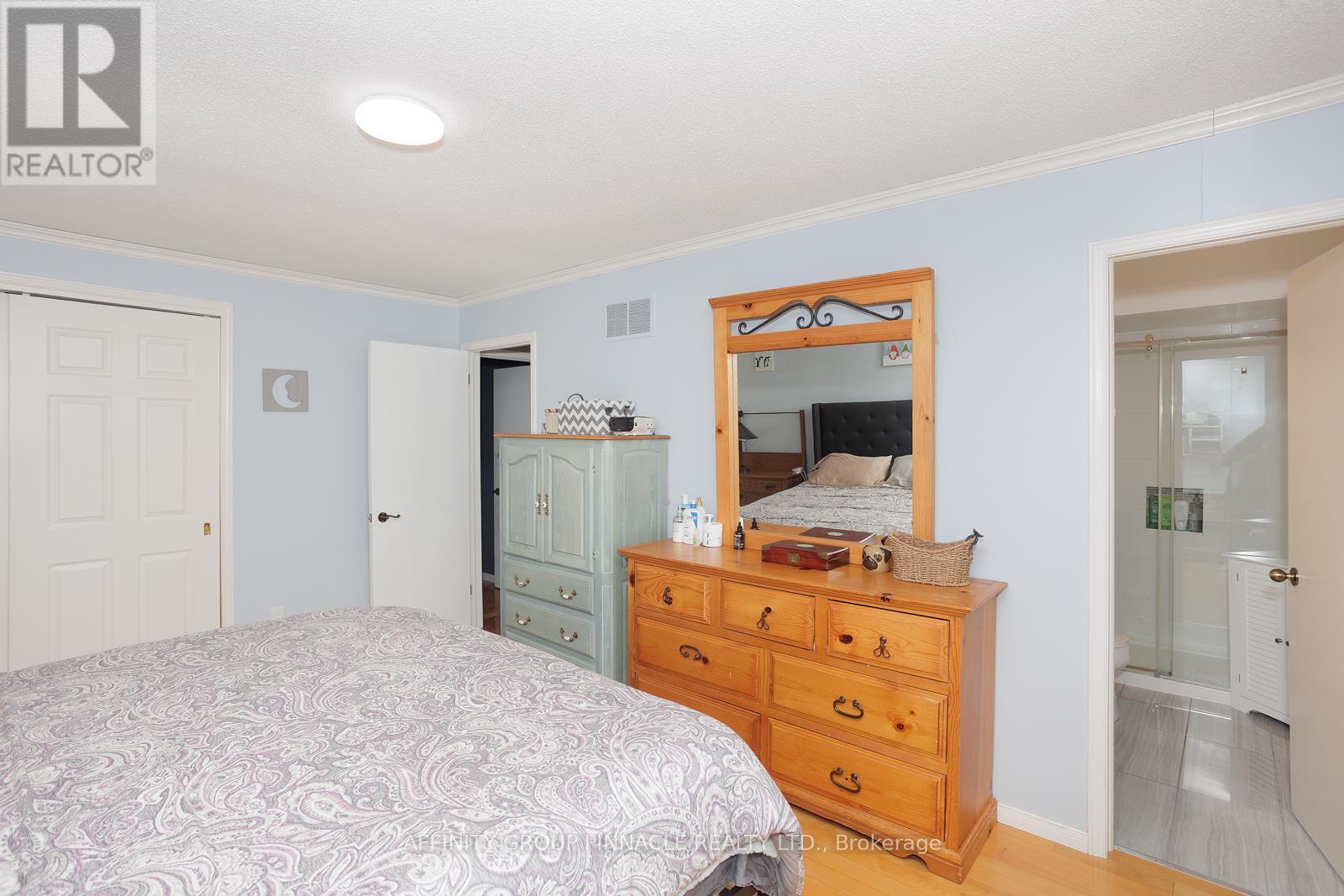 Photo 4 of 21 Mcdonagh Drive, Kawartha Lakes ON