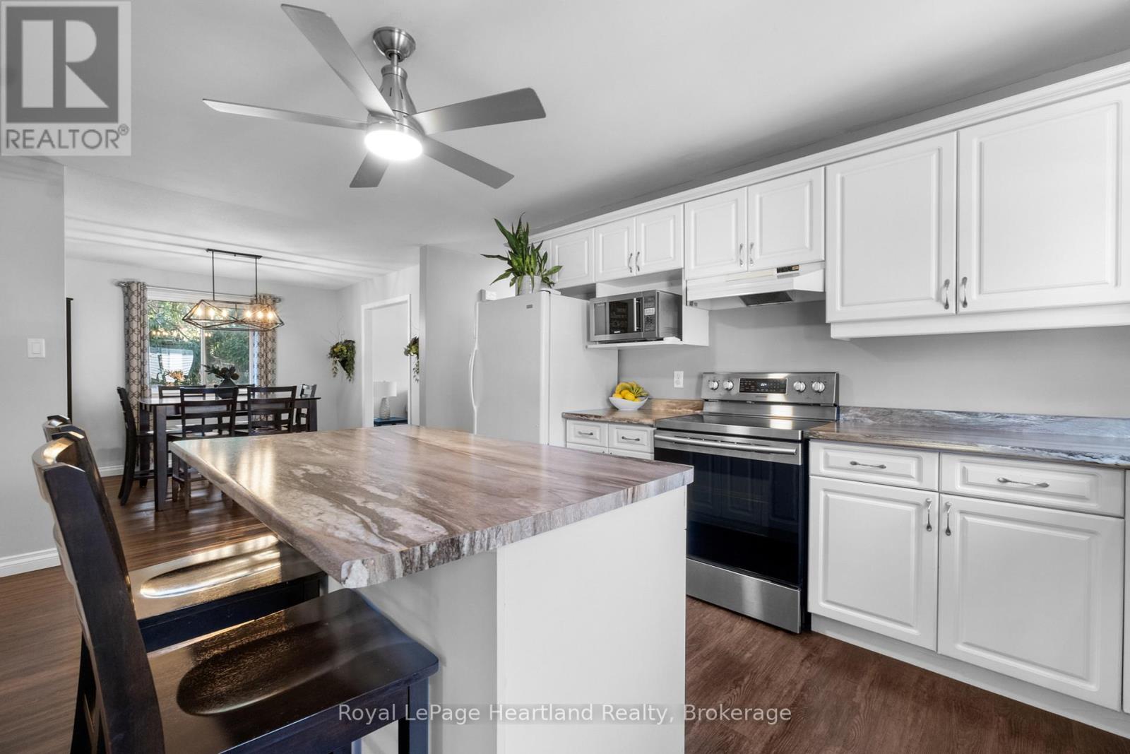 Single Family House for Sale in  WEST PARK DRIVE North Middlesex (Parkhill) 