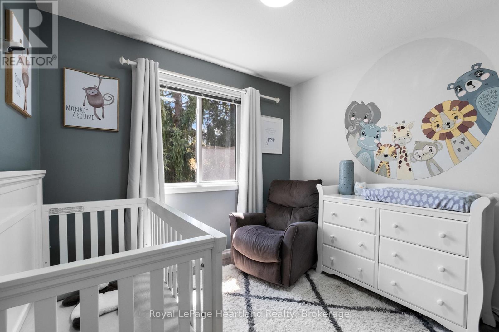 Single Family House for Sale in  WEST PARK DRIVE North Middlesex (Parkhill) 