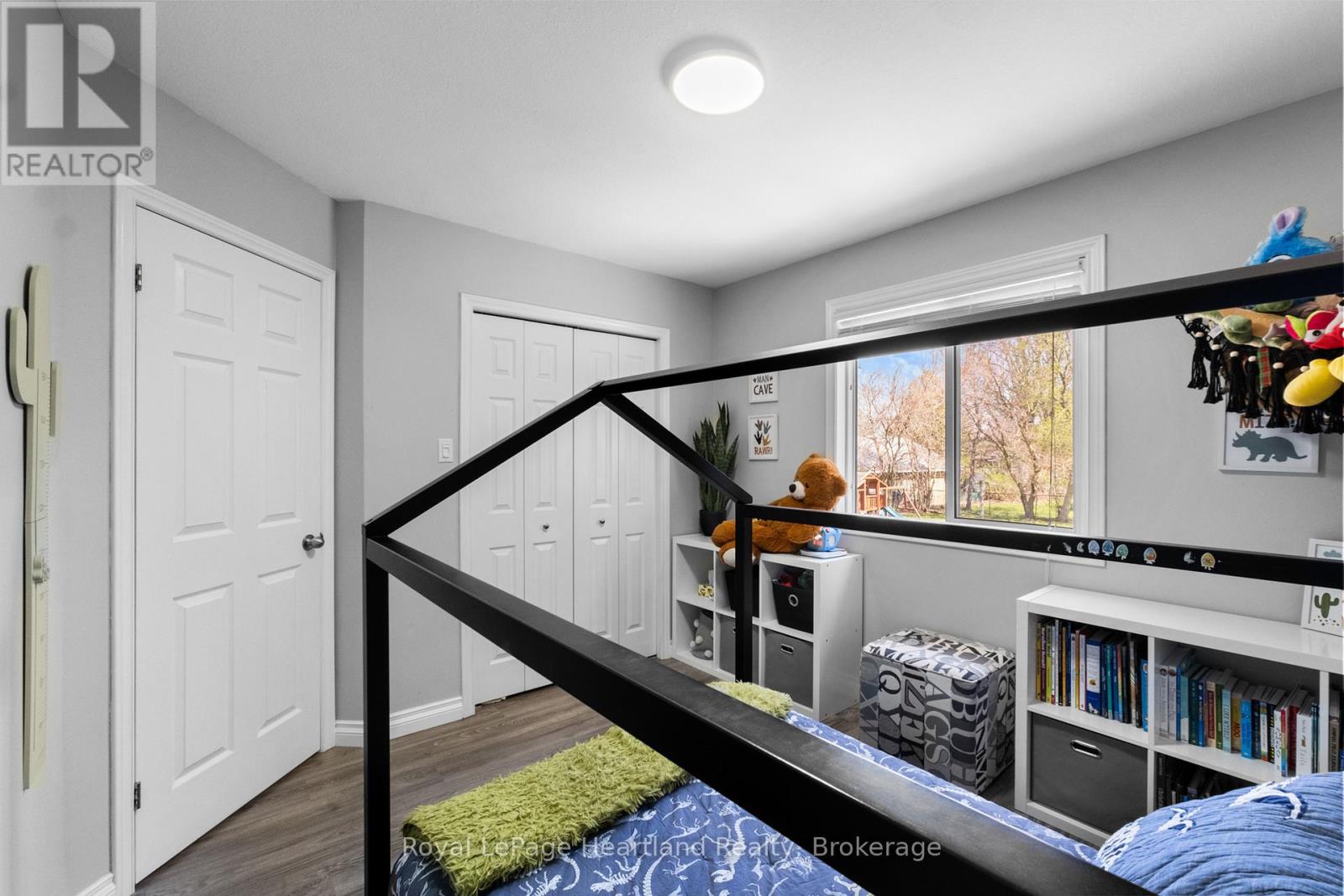 Single Family House for Sale in  WEST PARK DRIVE North Middlesex (Parkhill) 