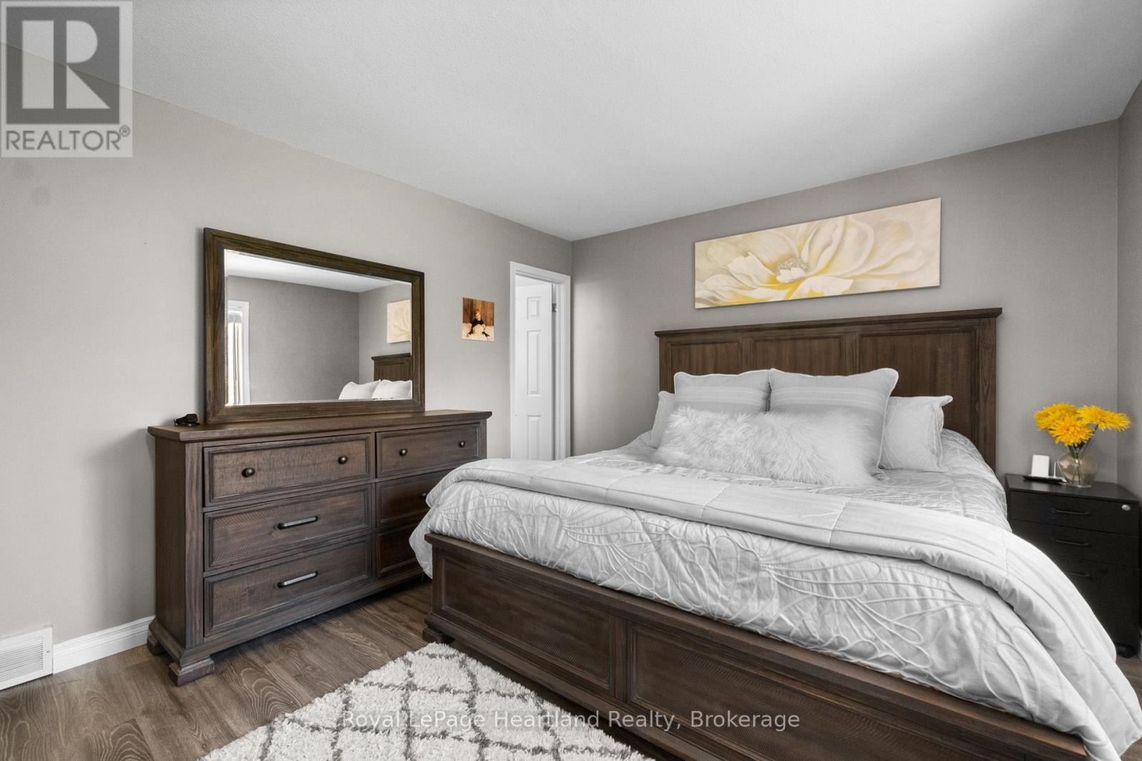 Single Family House for Sale in  WEST PARK DRIVE North Middlesex (Parkhill) 