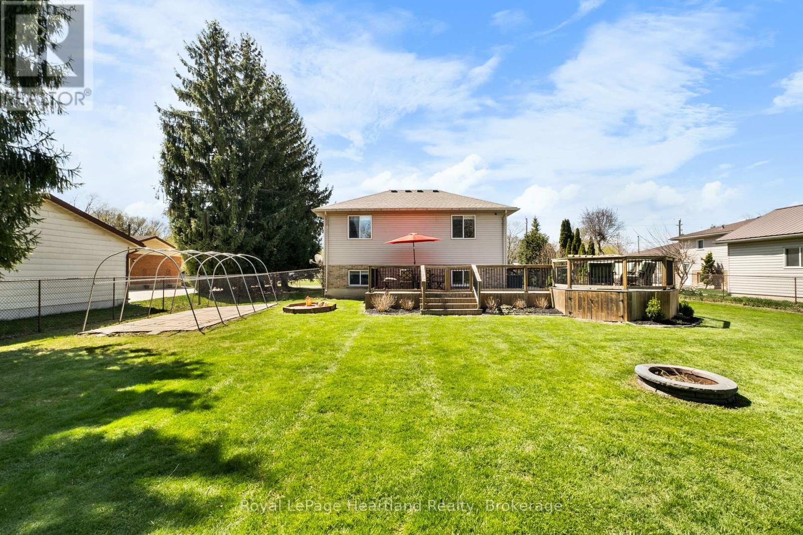 Single Family House for Sale in  WEST PARK DRIVE North Middlesex (Parkhill) 
