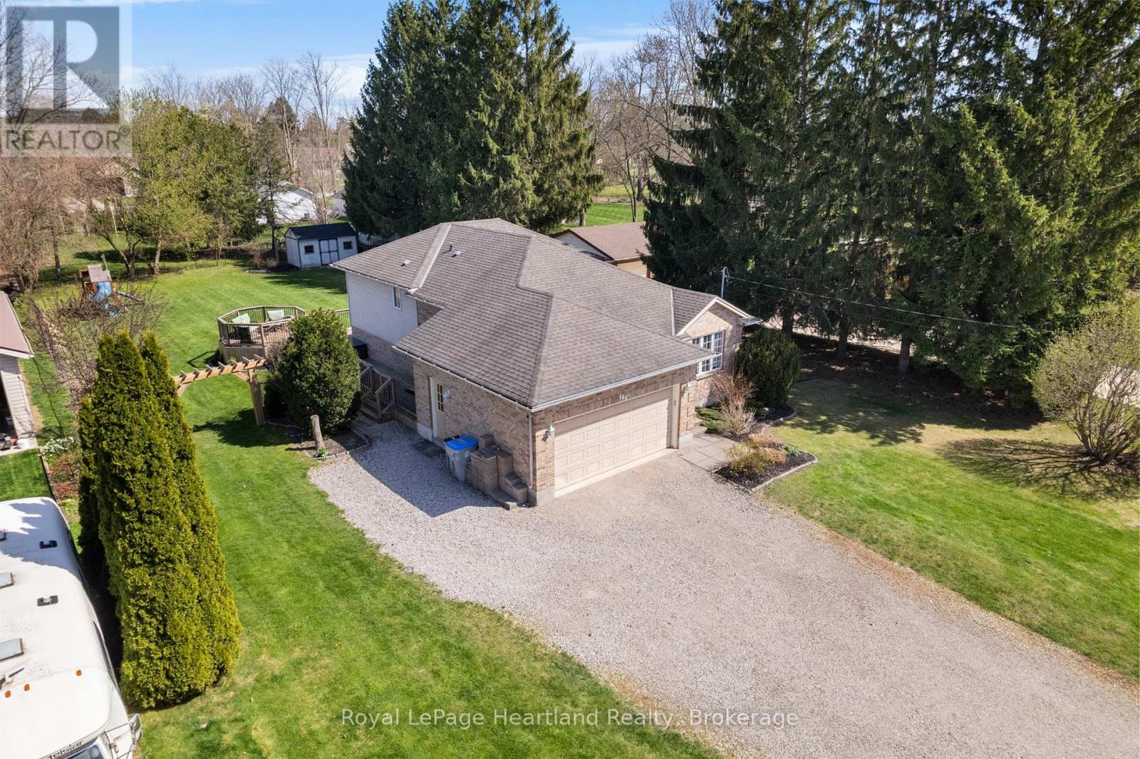 Single Family House for Sale in  WEST PARK DRIVE North Middlesex (Parkhill) 