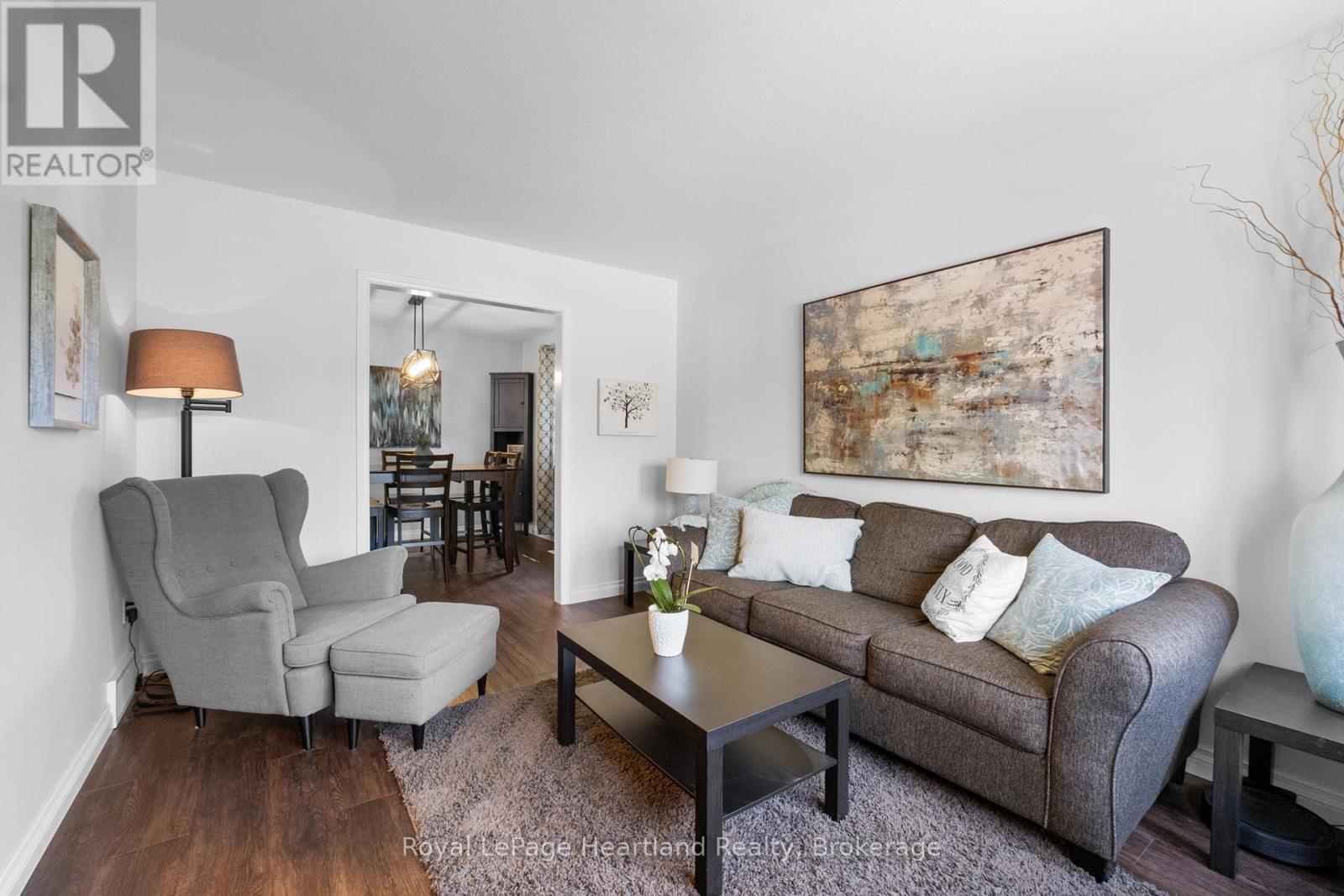 Single Family House for Sale in  WEST PARK DRIVE North Middlesex (Parkhill) 