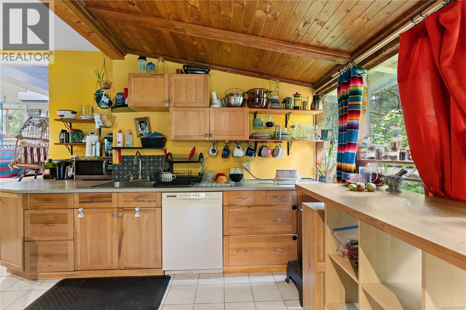 620 Gallagher Way, Gabriola Island