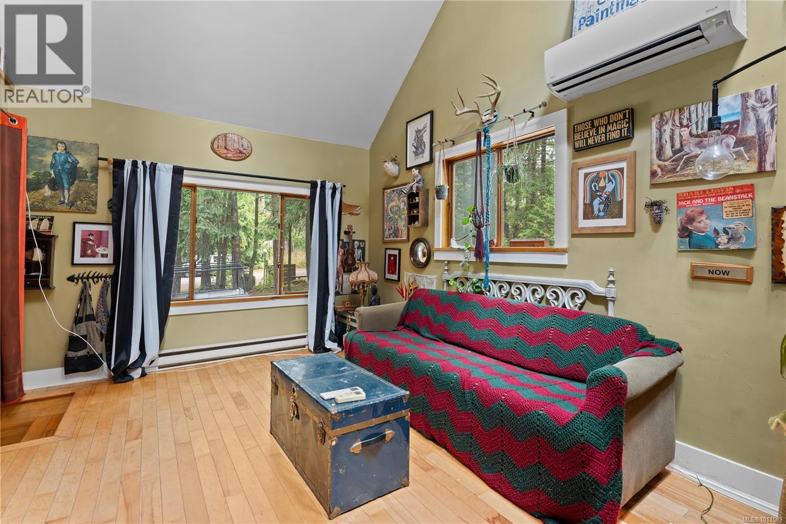 620 Gallagher Way, Gabriola Island