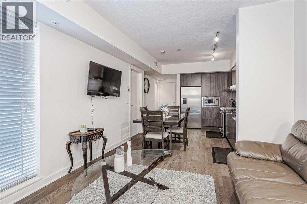 Photo 3 of 3303 930 6 Avenue Sw, Calgary AB