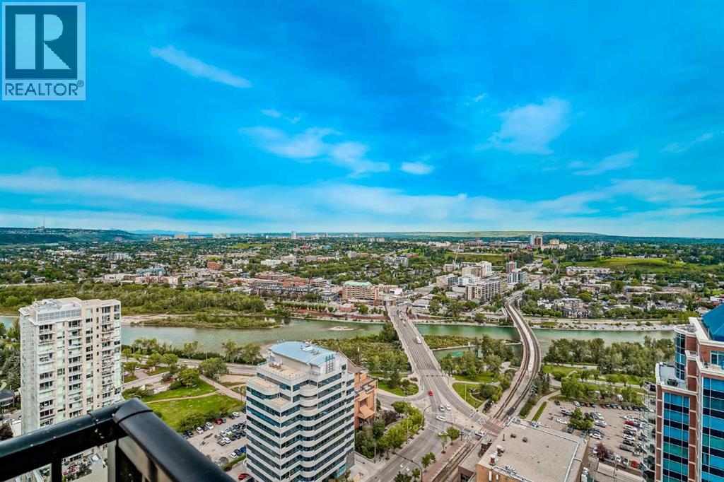 Photo 4 of 3303 930 6 Avenue Sw, Calgary AB