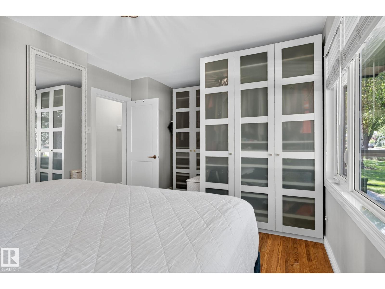 Photo 23 of 9647 86 St Nw, Edmonton AB