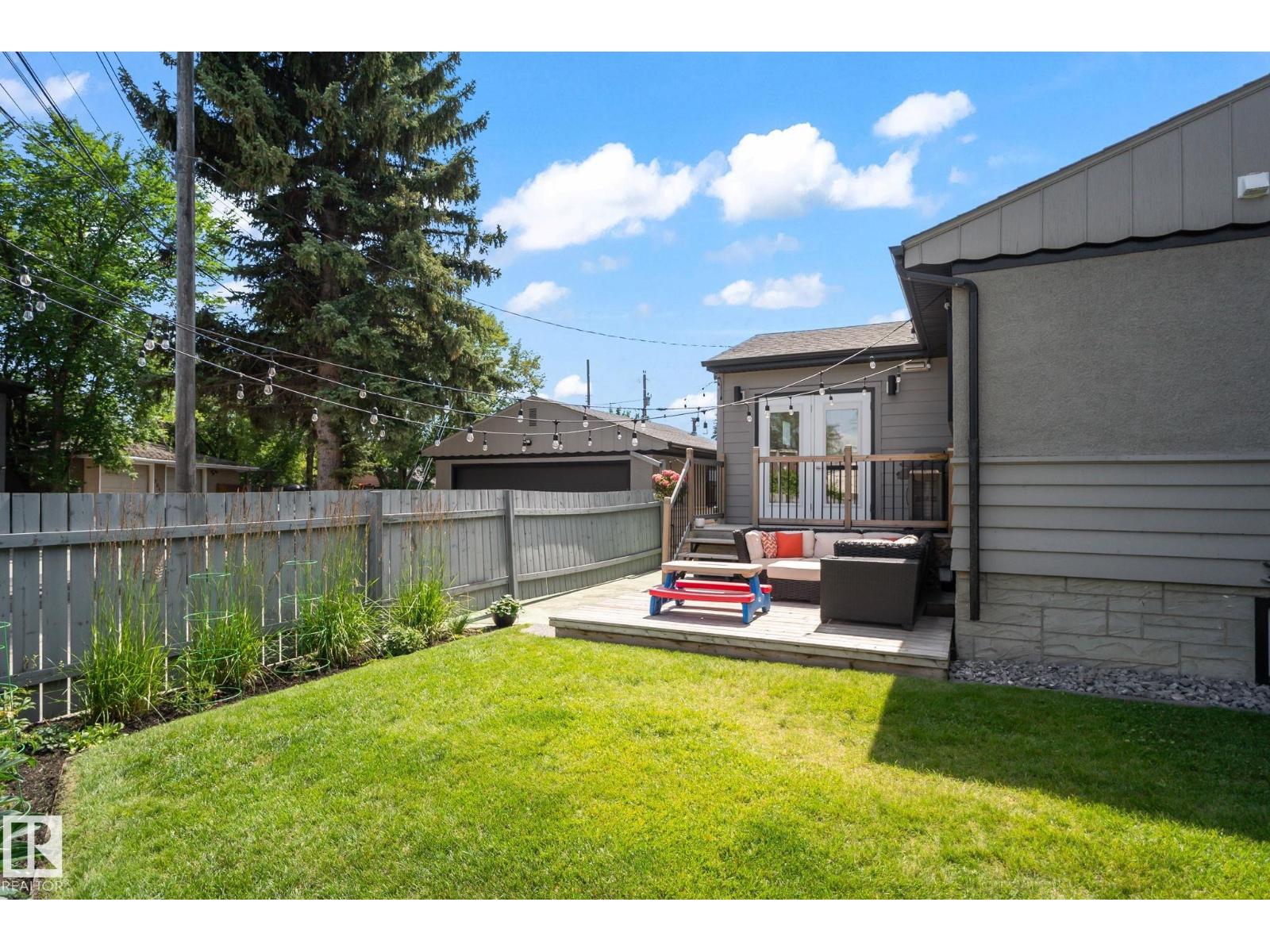 Photo 41 of 9647 86 St Nw, Edmonton AB