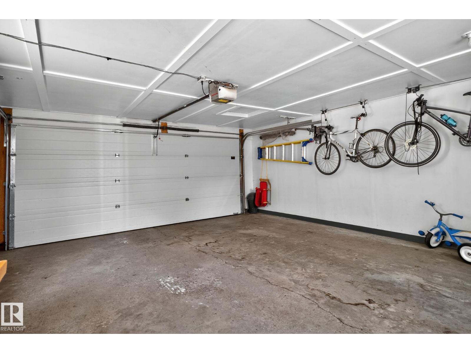 Photo 44 of 9647 86 St Nw, Edmonton AB