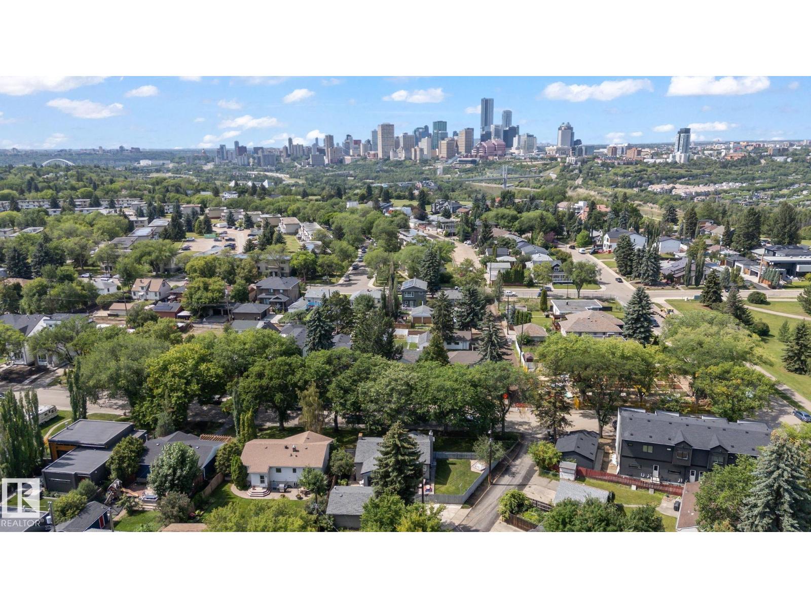 Photo 48 of 9647 86 St Nw, Edmonton AB