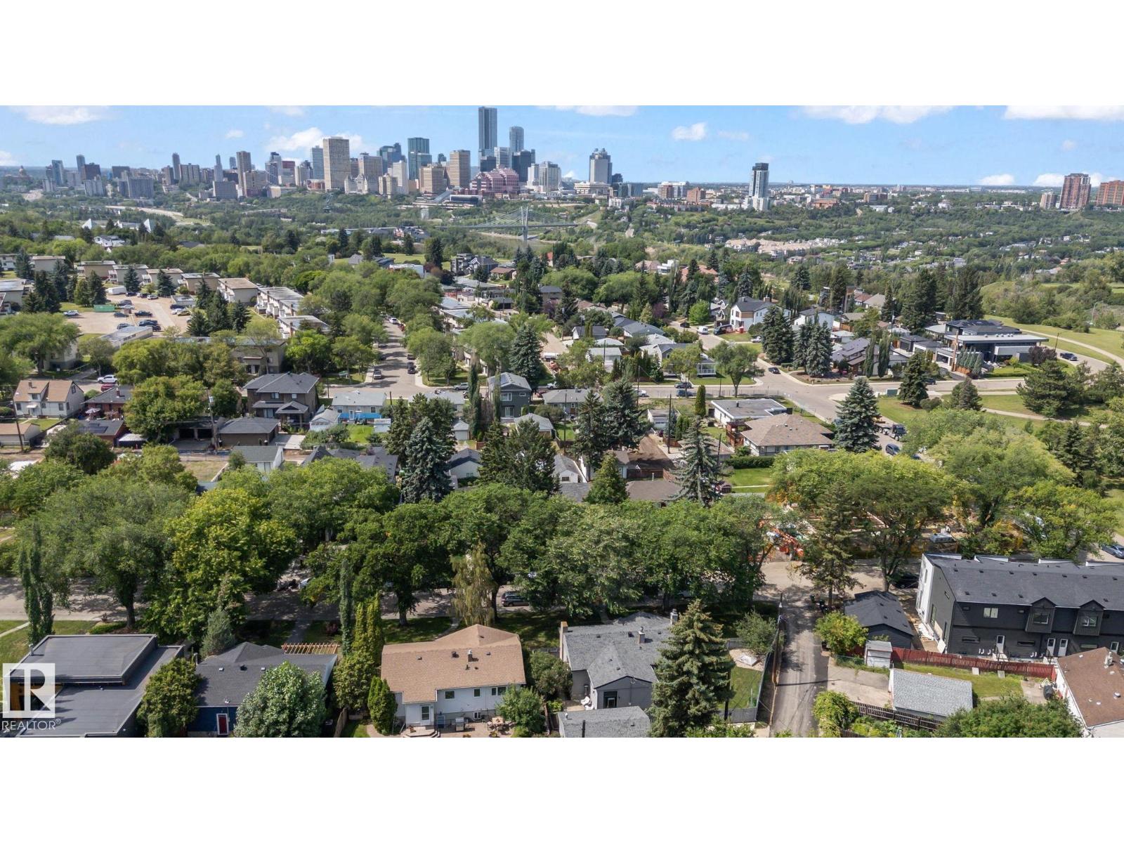 Photo 49 of 9647 86 St Nw, Edmonton AB
