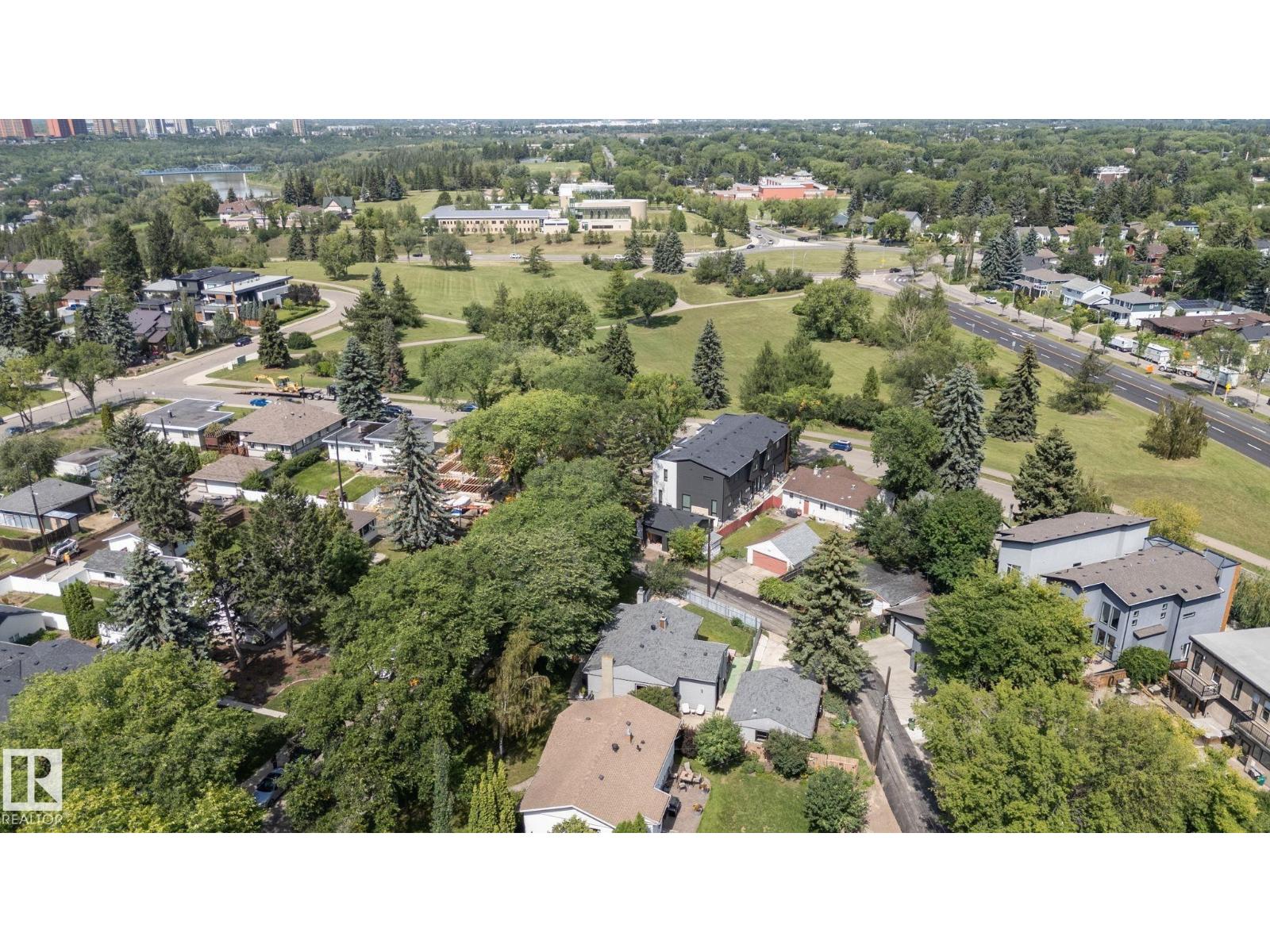 Photo 50 of 9647 86 St Nw, Edmonton AB