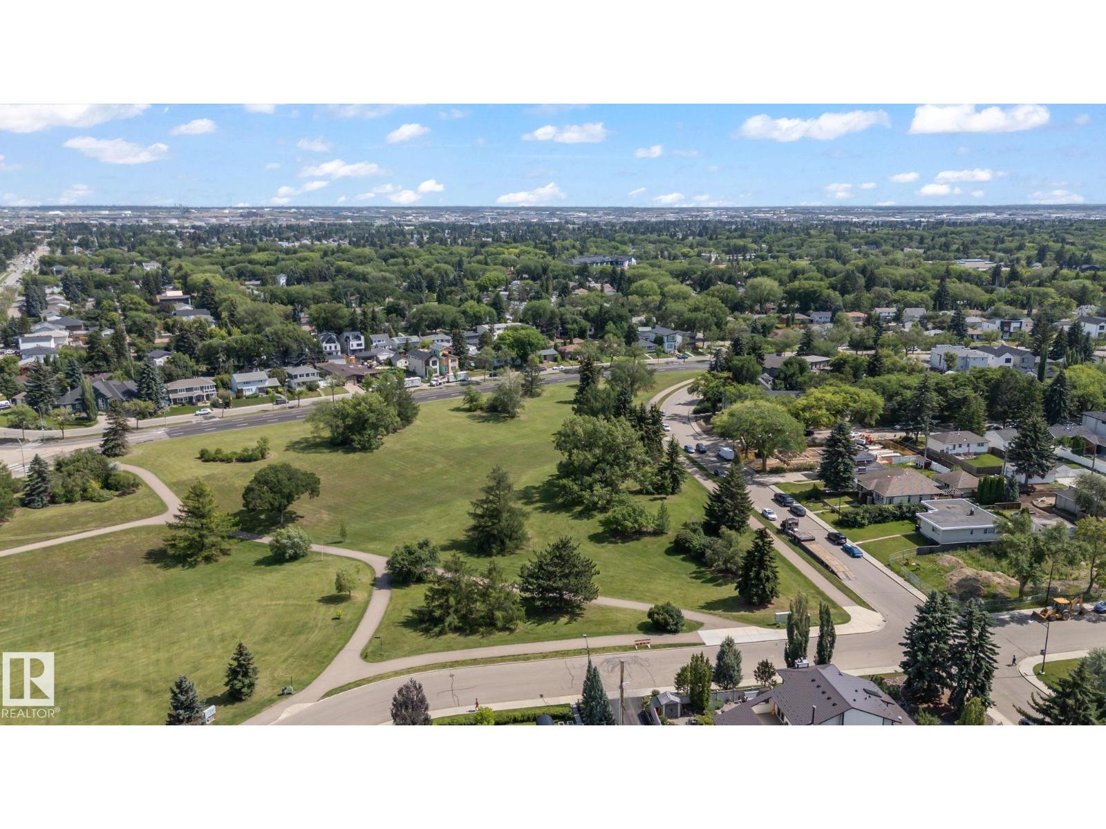 Photo 52 of 9647 86 St Nw, Edmonton AB