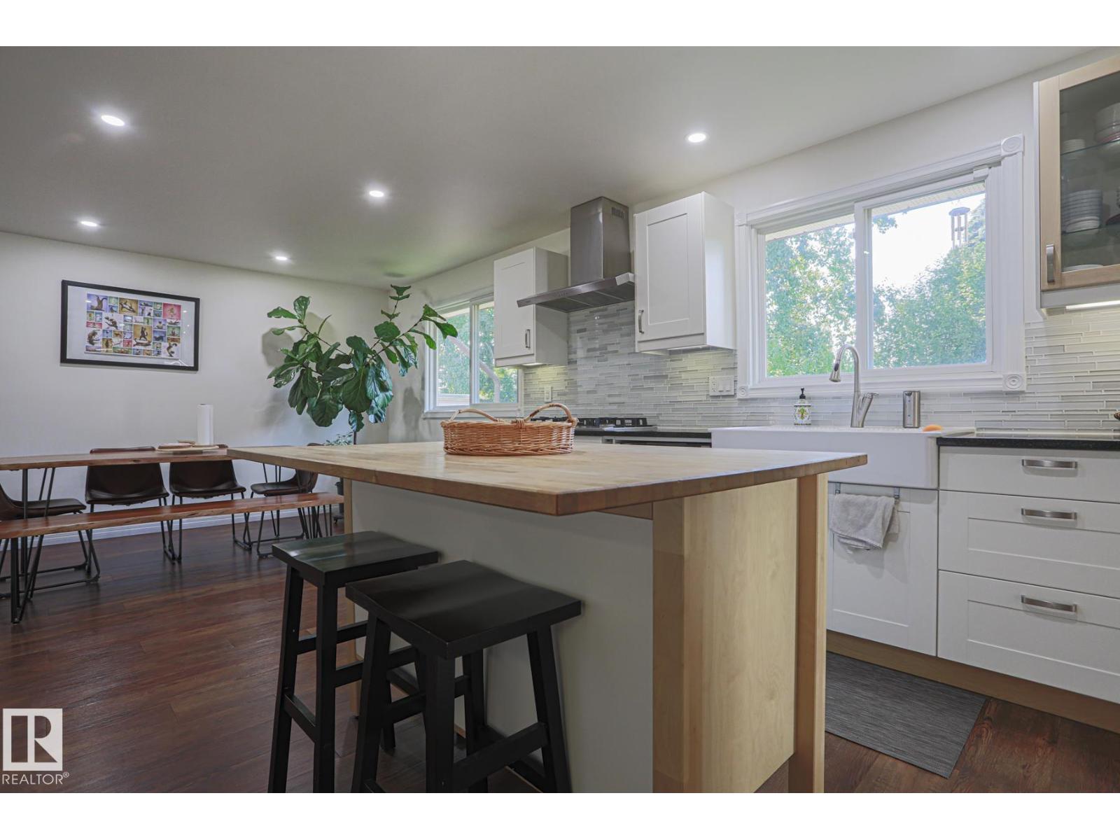 Photo 40 of 7608 181 St Nw, Edmonton AB
