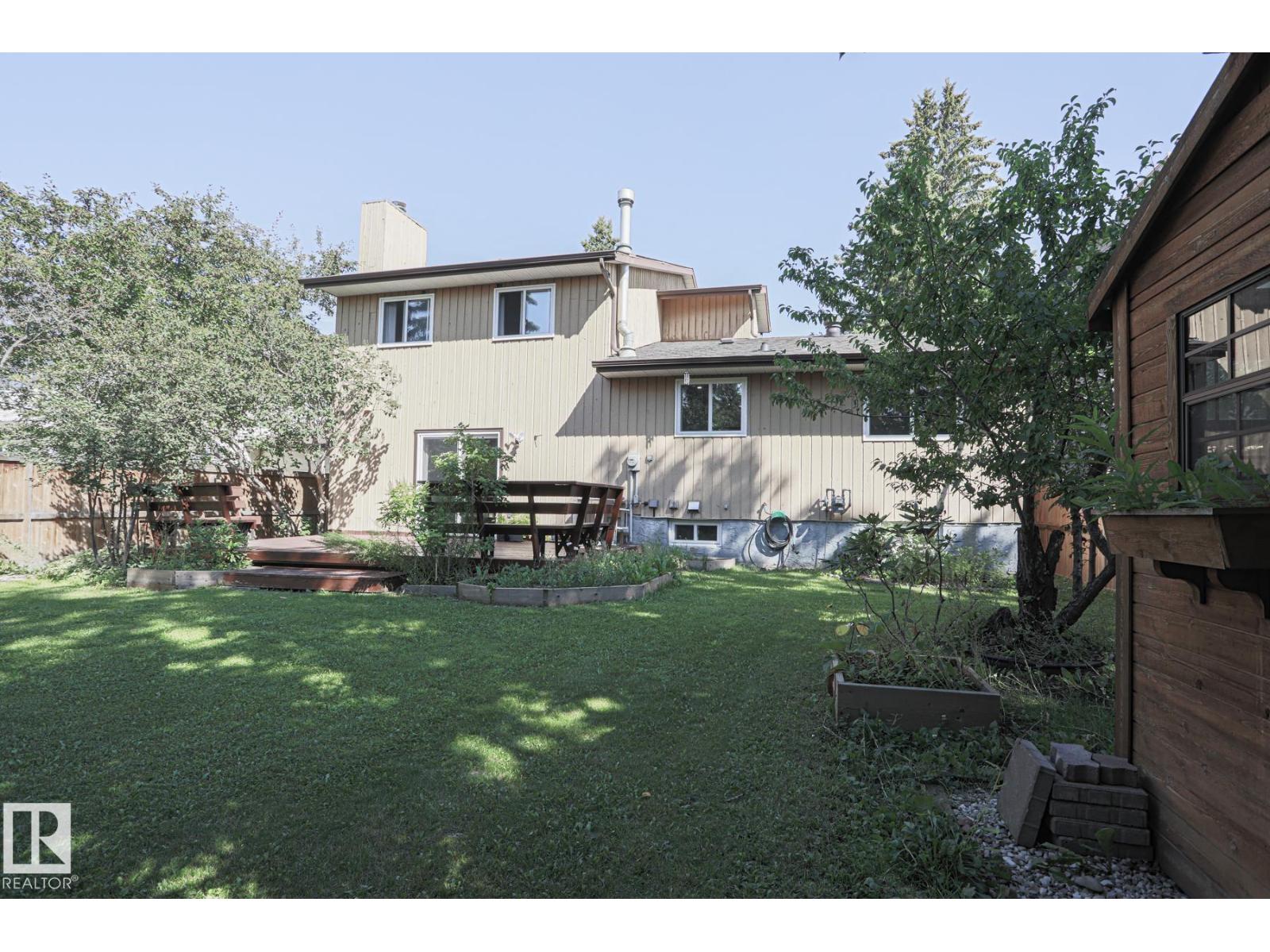 Photo 4 of 7608 181 St Nw, Edmonton AB