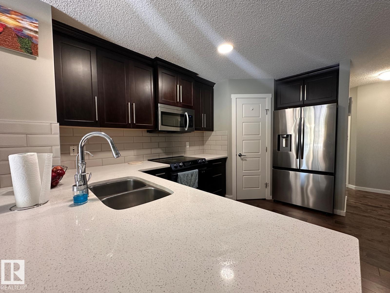 Photo 14 of 4427 6 St Nw, Edmonton AB