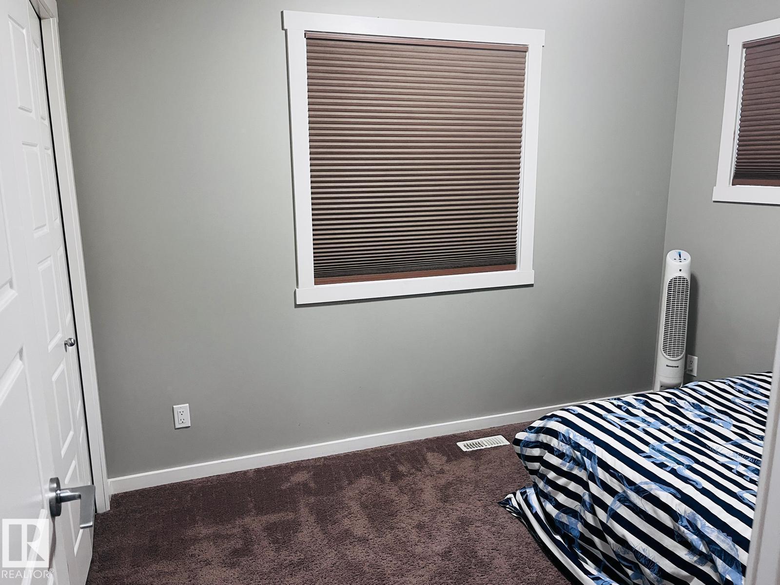 Photo 9 of 4427 6 St Nw, Edmonton AB