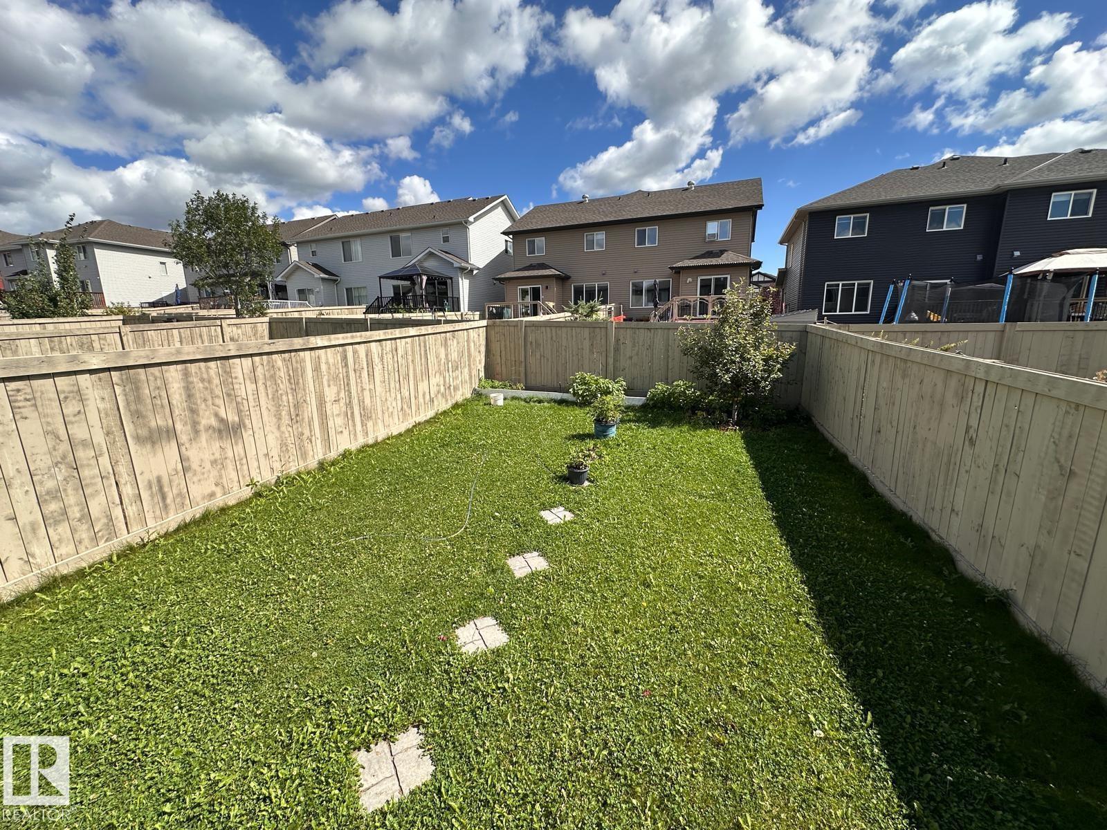 Photo 21 of 4427 6 St Nw, Edmonton AB