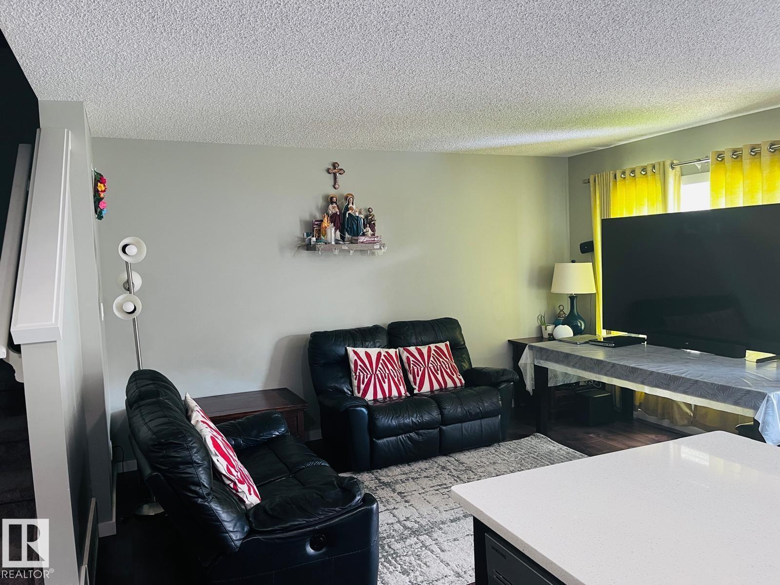Photo 28 of 4427 6 St Nw, Edmonton AB