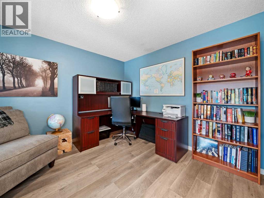 Single Family House for Sale in  Chaparral Drive SE Chaparral Calgary 