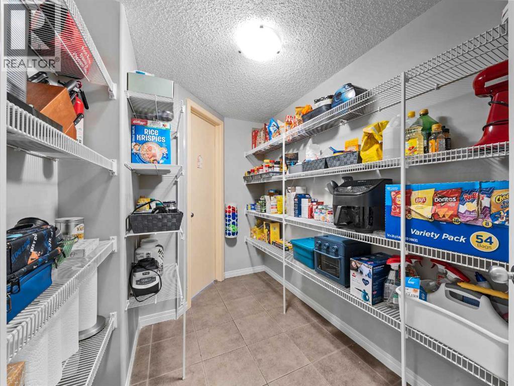 Single Family House for Sale in  Chaparral Drive SE Chaparral Calgary 