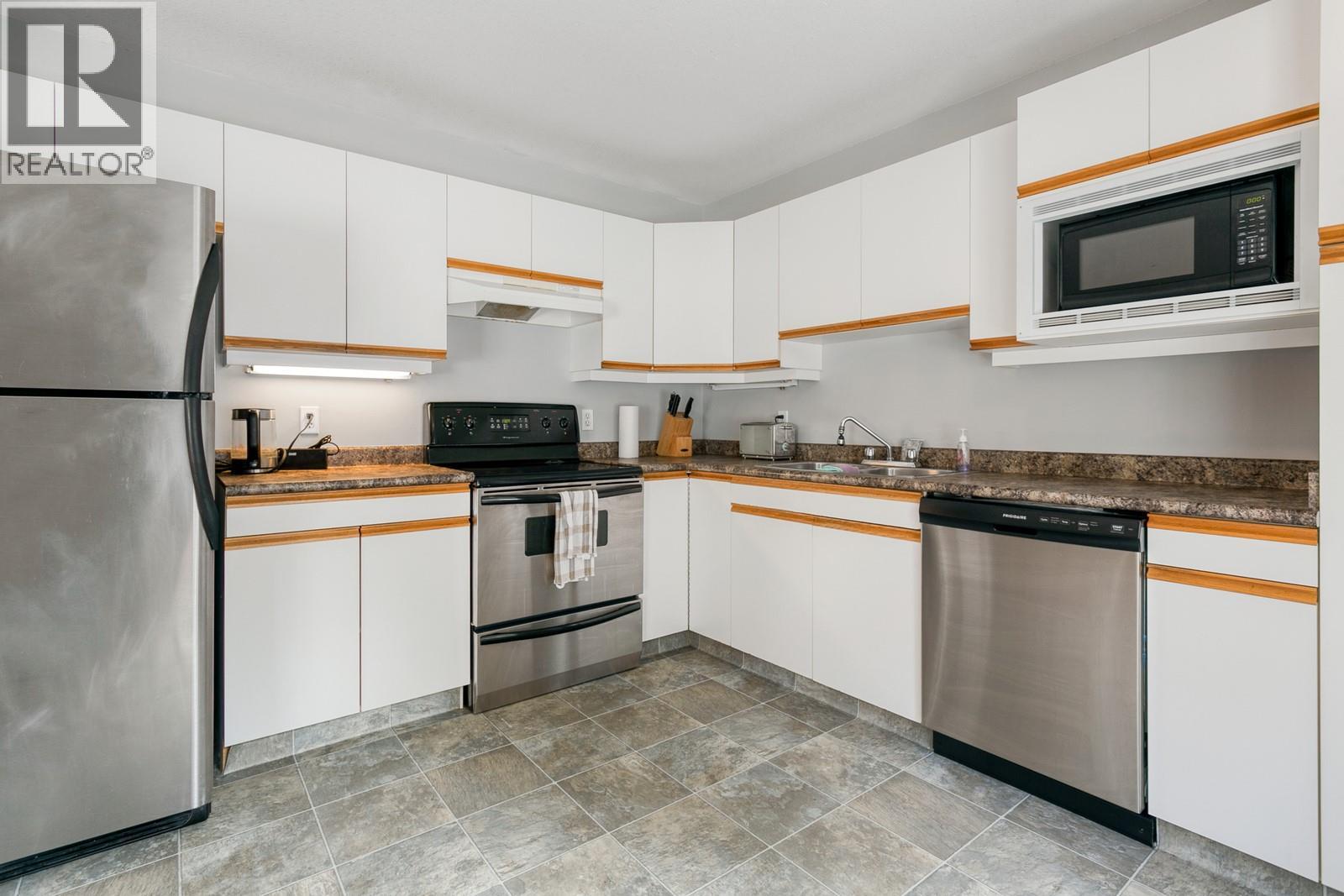  453 Morrison Avenue, Kelowna
