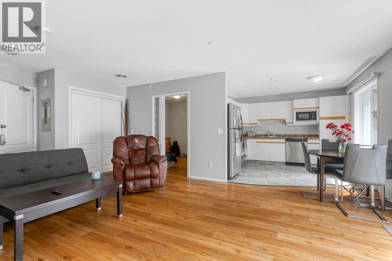  453 Morrison Avenue, Kelowna