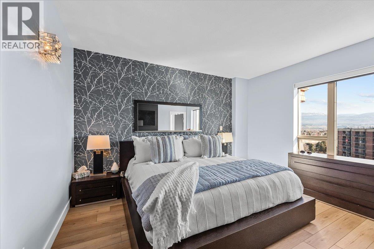 1209 1160 Bernard Avenue, Kelowna