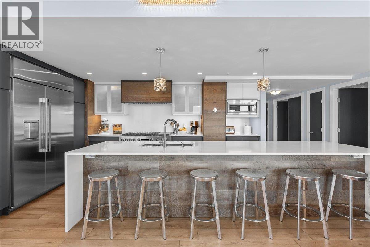 1209 1160 Bernard Avenue, Kelowna