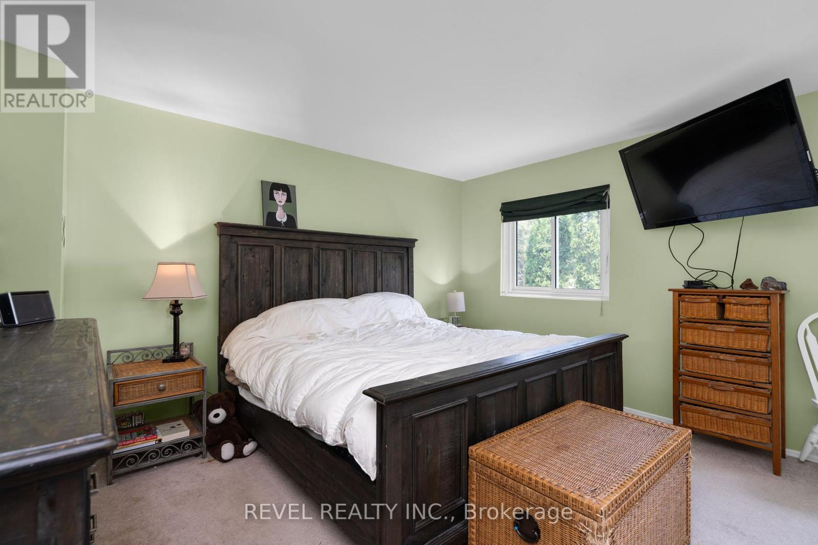 Photo 15 of 68 28 Donald Street, Barrie ON