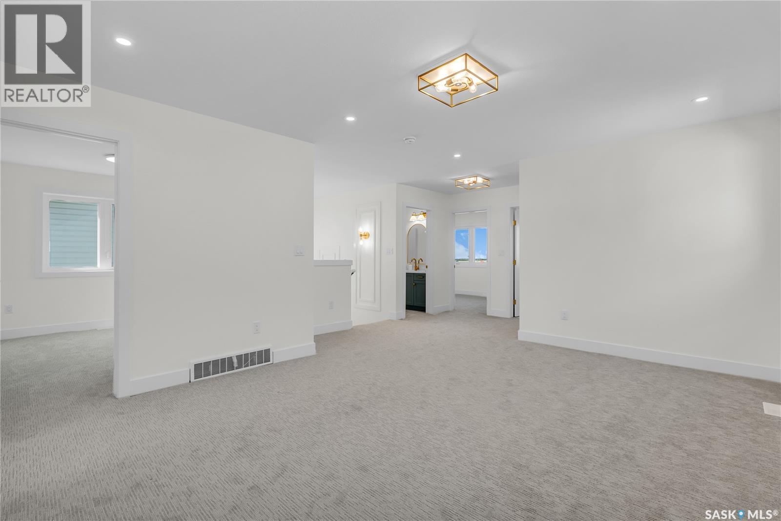 Photo 25 of 307 Sharma Crescent, Saskatoon SK