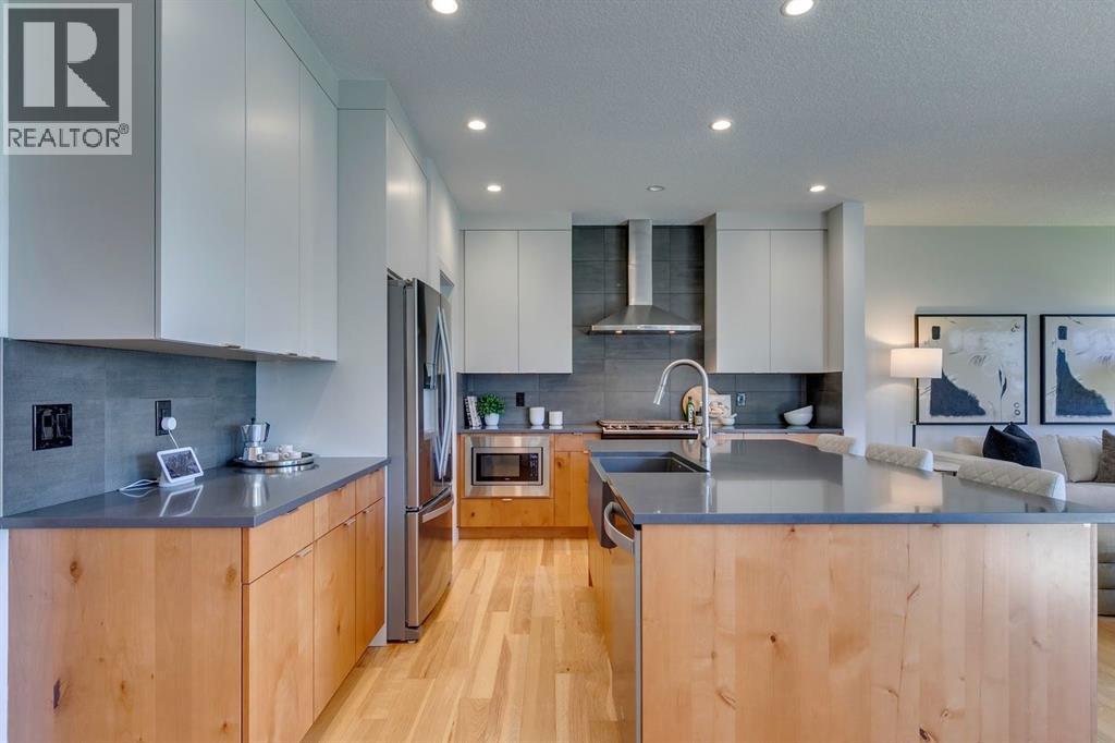 Photo 12 of 69 Shawnee Green Sw, Calgary AB