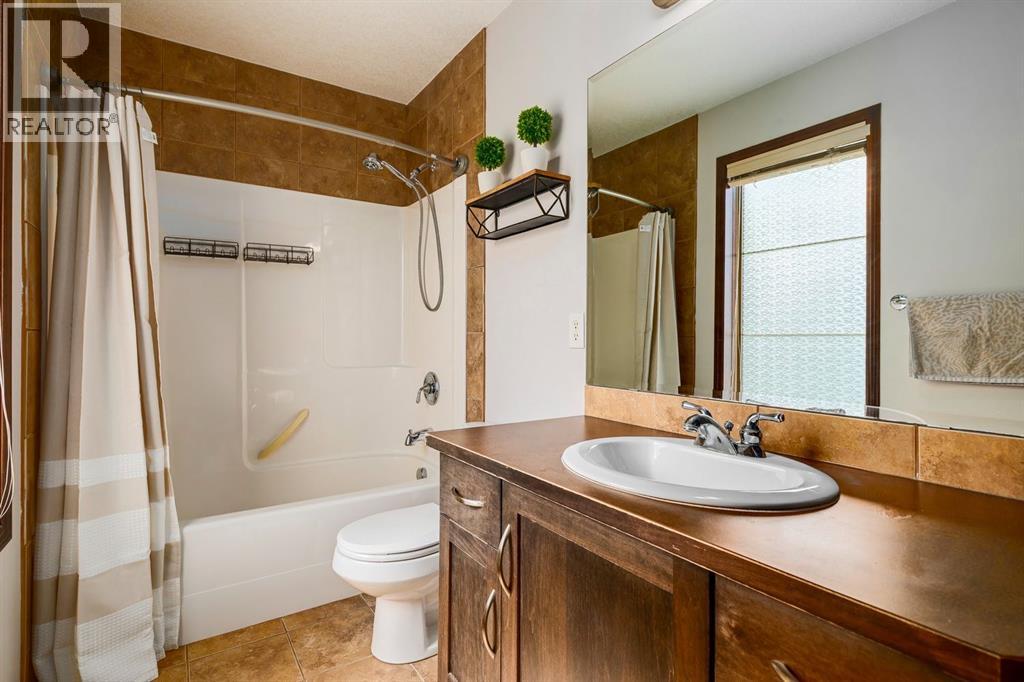 Single Family House for Sale in  Elgin Manor SE McKenzie Towne Calgary 