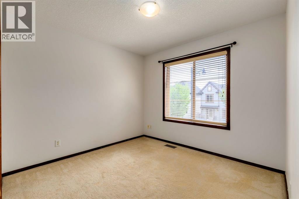 Single Family House for Sale in  Elgin Manor SE McKenzie Towne Calgary 